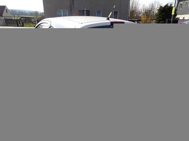 Gebraucht Opel Corsa Selection 60 PS (44 kW) 2009 Casabl/arctic/eisweiss/kaolin Kleinwagen