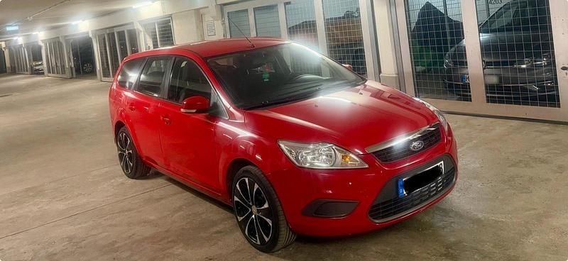 Gebraucht Ford Focus 125 PS (91 kW) 2008 Rot Kombi