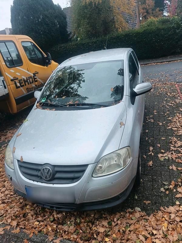 Silber Gebraucht 2007 VW Fox Kleinwagen | 700 € (Superpreis) - Bild 1/4