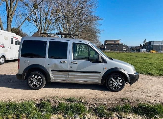 Gebraucht Ford Tourneo Connect 120 PS (88 kW) 2006 Silber Van / Kleinbus