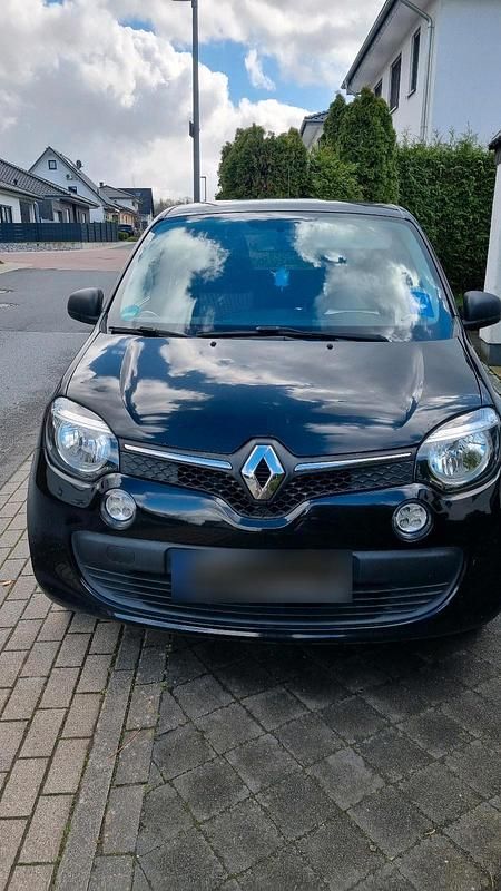 Second-hand Renault Twingo 70 CP (51 kW) 2016 Negru Hatchback
