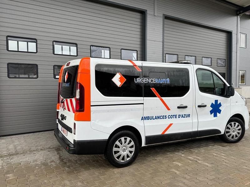 Gebraucht Renault Trafic 145 PS (106 kW) 2021 Weiß Van / Kleinbus