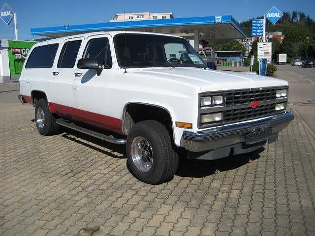 Weiß Gebraucht 1990 Chevrolet Suburban SUV | 15.900 € - Bild 1/4