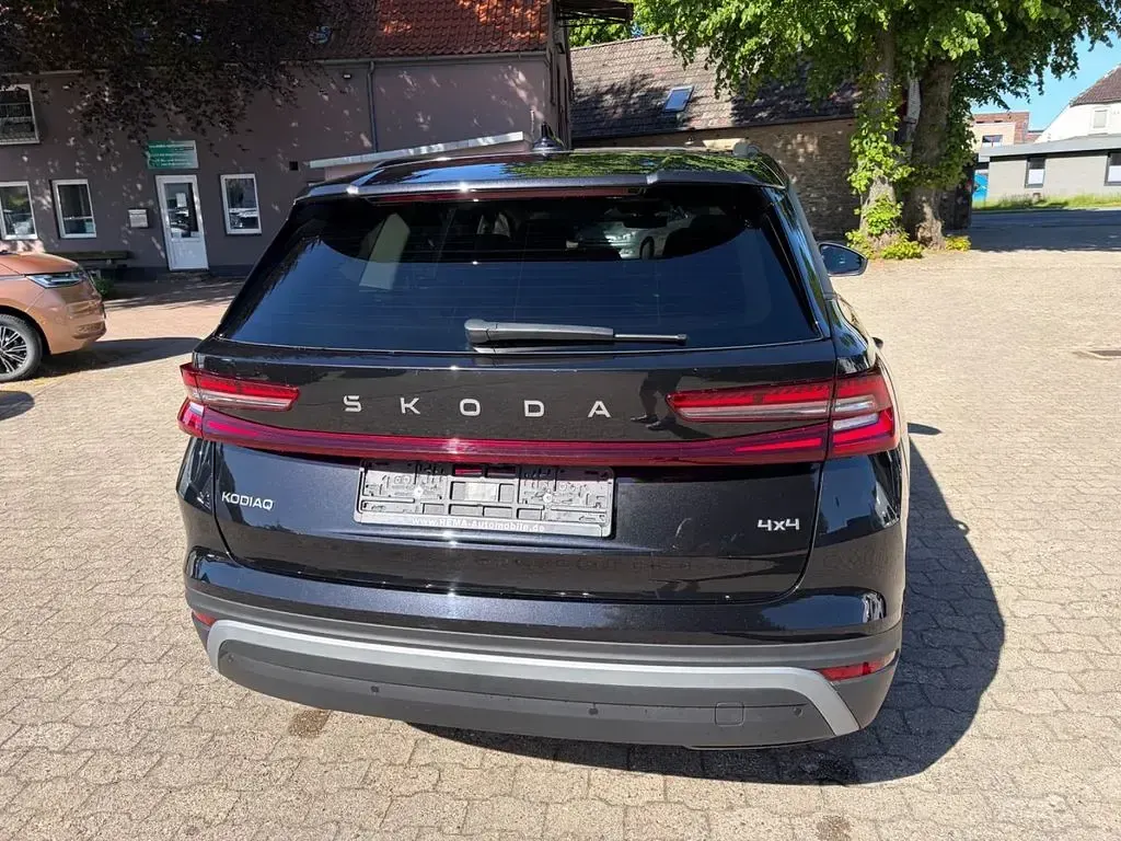 Neu Skoda Kodiaq Selection 193 PS (141 kW) 2025 Schwarz SUV