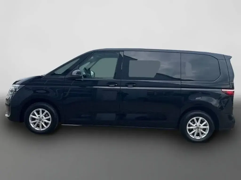 Używany VW T7 Life 150 KM (110 kW) 2024 Czarny Van