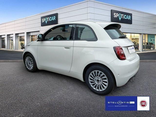 Gebraucht Fiat 500e 86 kW (118 PS) 2025 Weiß Limousine