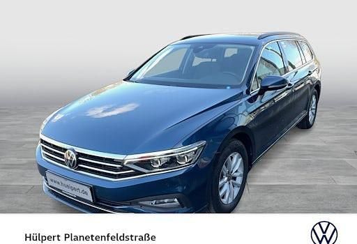 Gebraucht VW Passat Business 150 PS (110 kW) 2023 Blau Kombi