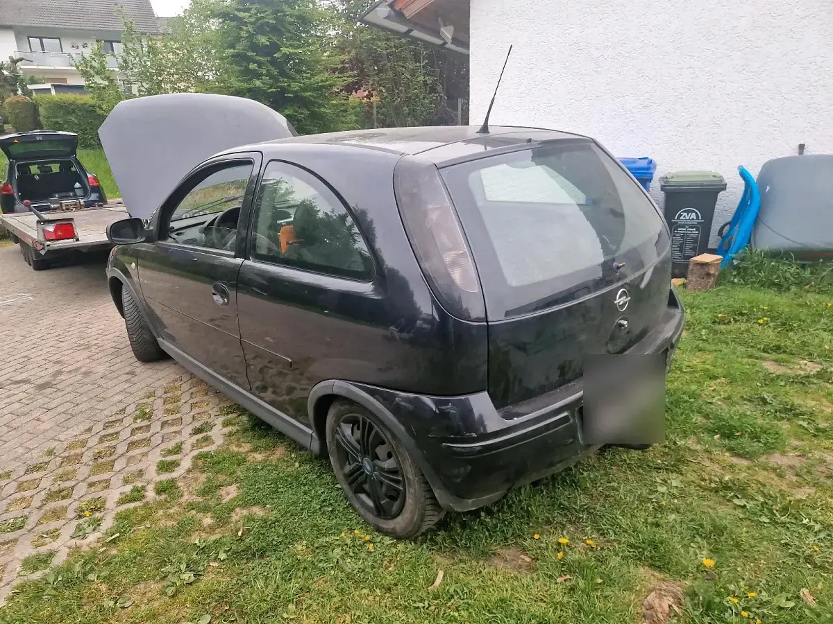 Gebraucht Opel Corsa 70 PS (51 kW) 2005 Schwarz Kleinwagen