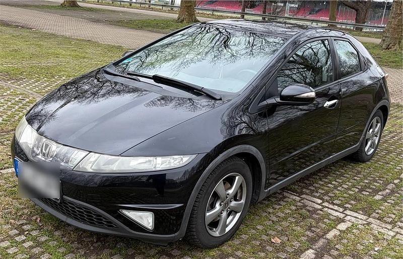Gebraucht Honda Civic 73 PS (53 kW) 2007 Schwarz Limousine