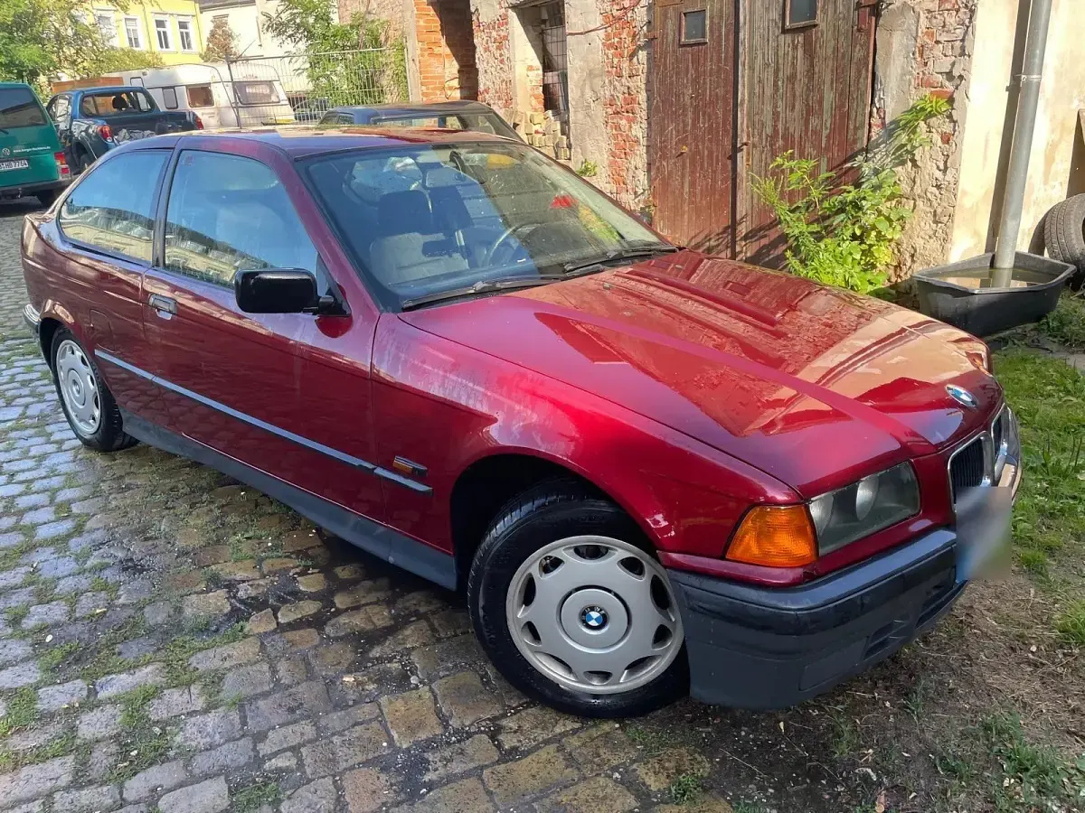 Gebraucht BMW 316 102 PS (75 kW) 1994 Rot Coupé