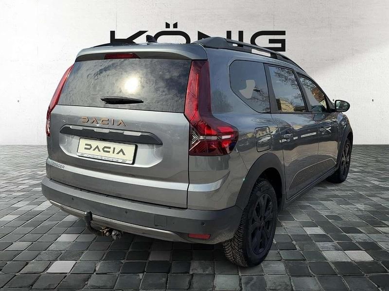 Gebraucht Dacia Jogger Extreme 91 PS (66 kW) 2024 Grau Van / Kleinbus