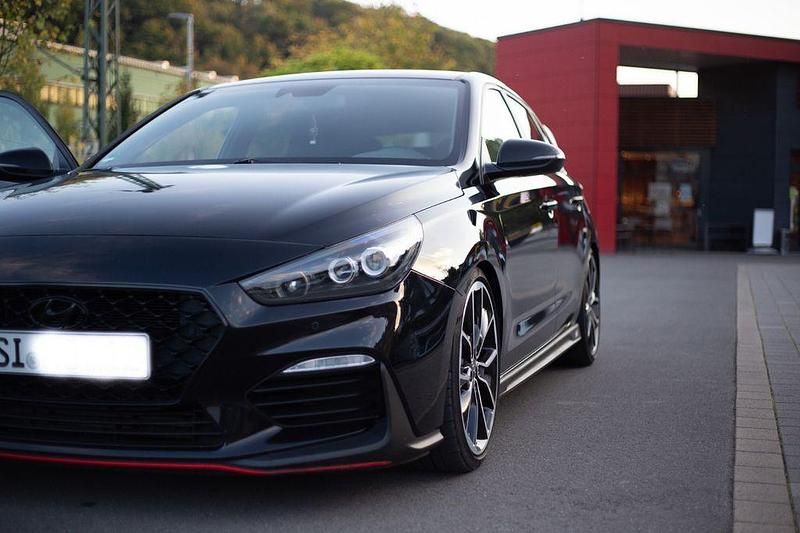 Schwarz Gebraucht 2020 Hyundai i30 N Performance Limousine | 19.500 € (Superpreis) - Bild 1/4