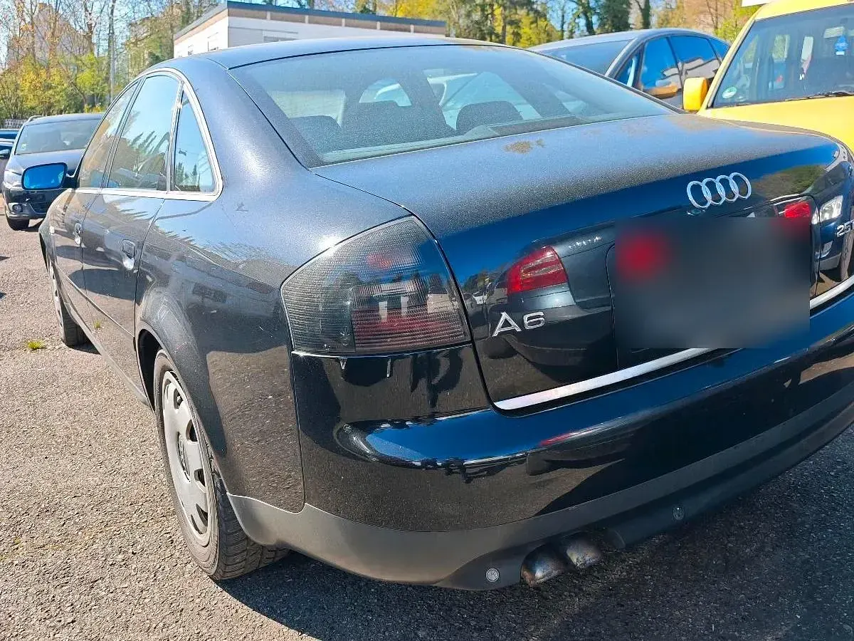 Gebraucht Audi A6 155 PS (114 kW) 2002 Schwarz Limousine
