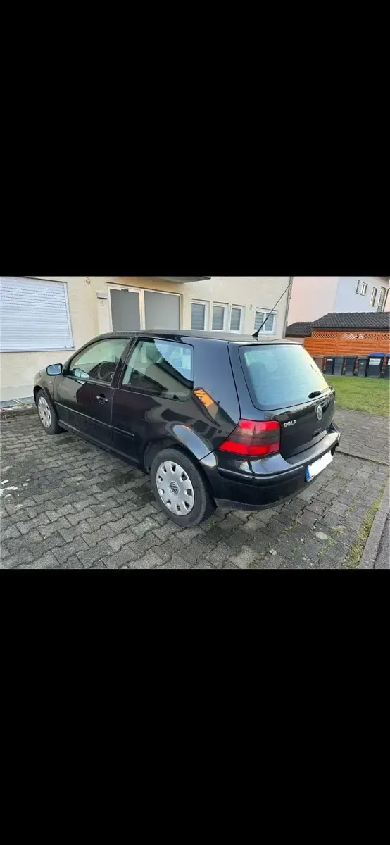 Gebraucht VW Golf 100 PS (73 kW) 1998 Schwarz Coupé