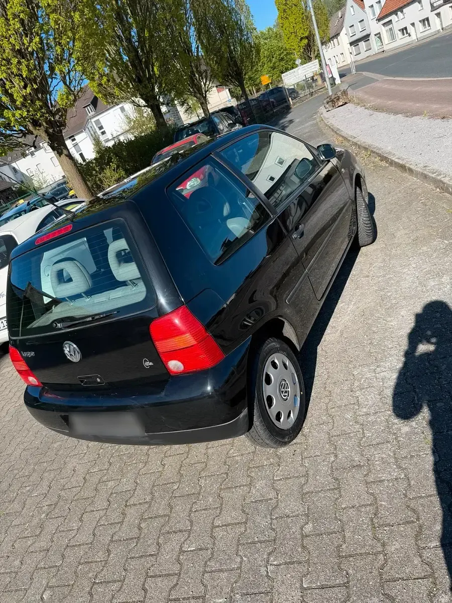 Gebraucht VW Lupo 60 PS (44 kW) 2002 Schwarz Kleinwagen