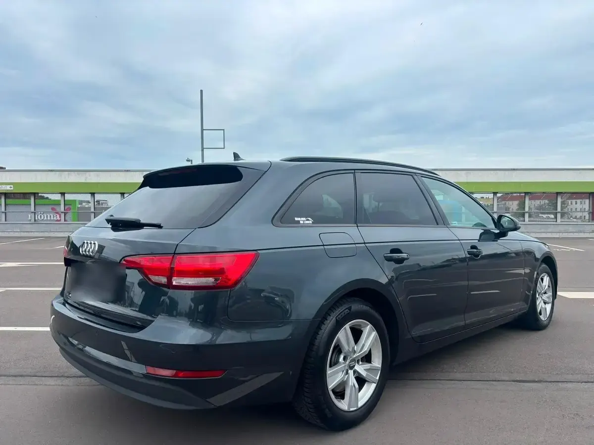 Gebraucht Audi A4 Sport 150 PS (110 kW) 2017 Kombi