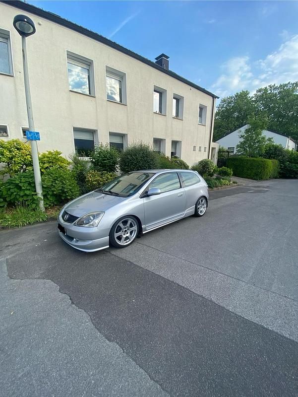 Grau Gebraucht 2003 Honda Civic Kleinwagen | 4.400 € - Bild 1/4