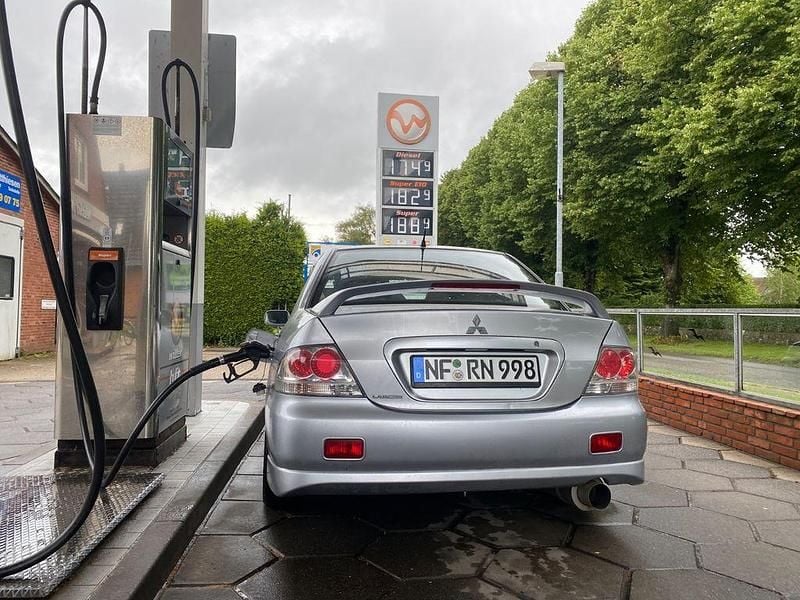 Gebraucht Mitsubishi Lancer Intense 135 PS (99 kW) 2007 Silber Limousine