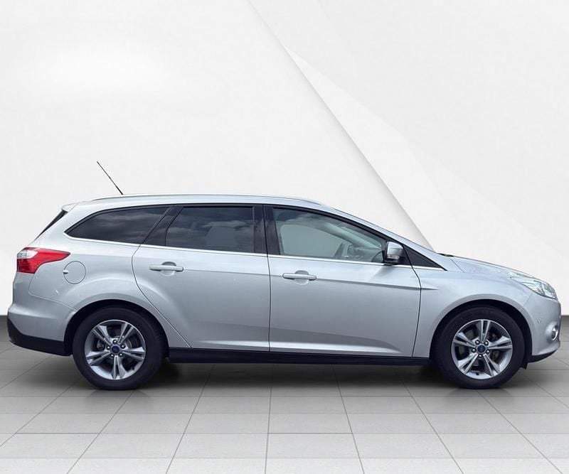 Gebraucht Ford Focus Titanium 125 PS (91 kW) 2014 Silber Kombi