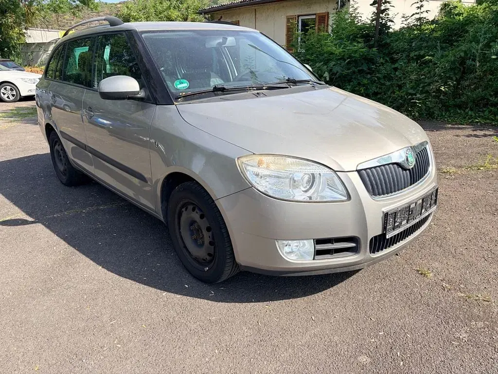 Gebraucht Skoda Fabia Elegance 75 PS (55 kW) 2001 Beige Kombi
