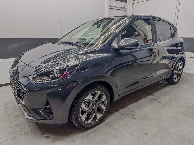 Neu Hyundai i10 Premium 77 PS (56 kW) 2025 Aurora gray a7g Kleinwagen