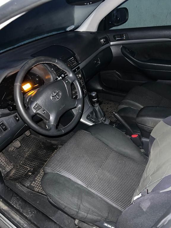 Gebraucht Toyota Avensis Travel 177 PS (130 kW) 2007 Kombi