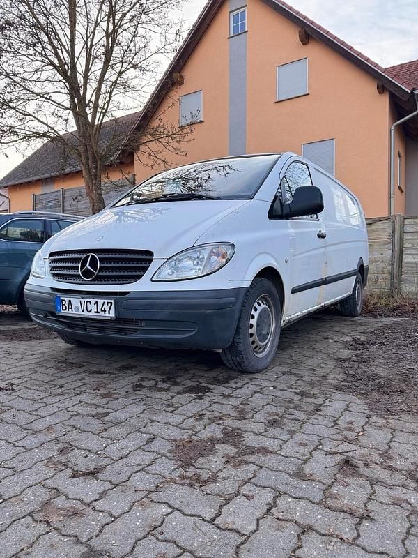 Weiß Gebraucht 2008 Mercedes Vito Van | 5.000 € - Bild 1/4