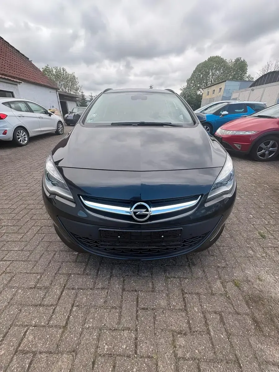 Gebraucht Opel Astra Edition 165 PS (121 kW) 2015 Schwarz Kombi
