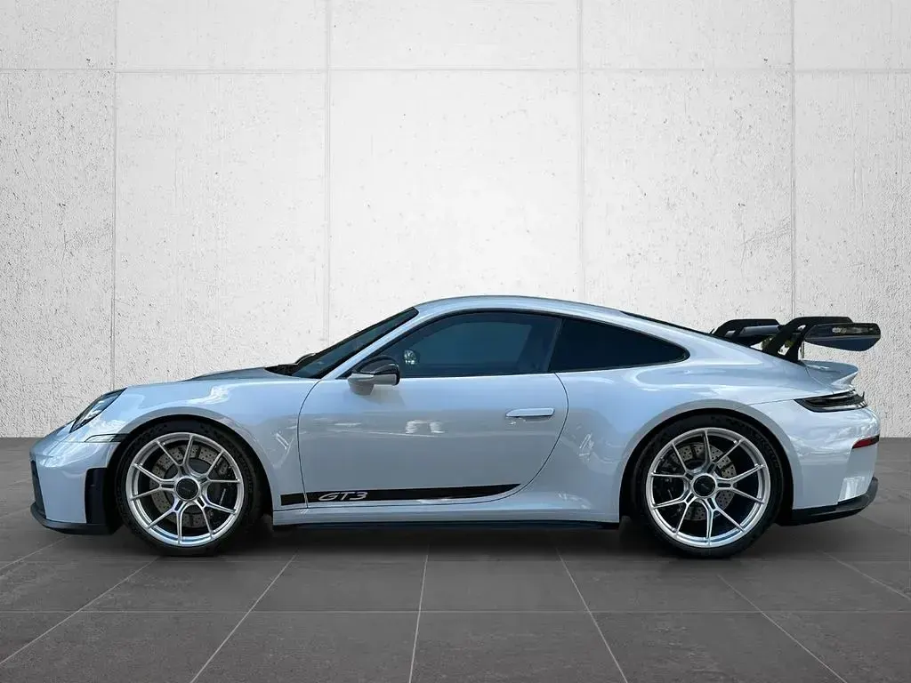 Neu Porsche 992 510 PS (375 kW) 2025 Grau