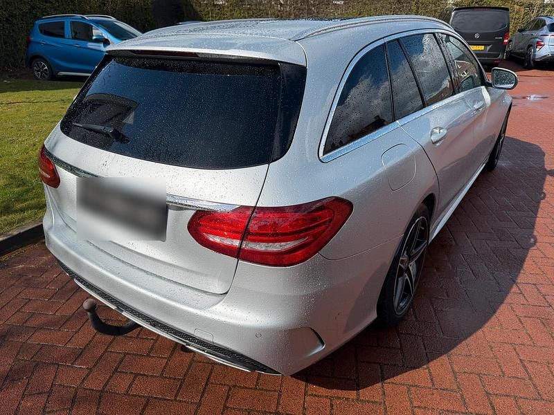 Gebraucht Mercedes C180 156 PS (114 kW) 2018 Grau Kombi