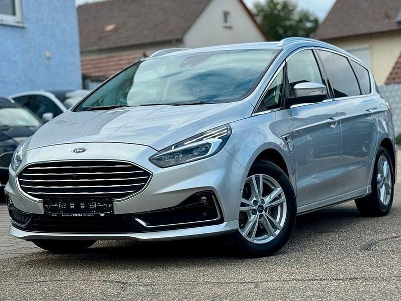 Gebraucht Ford S-MAX Titanium 190 PS (139 kW) 2021 Silber Van / Kleinbus
