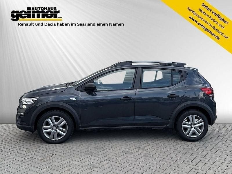 Gebraucht Dacia Sandero Essentiel 91 PS (66 kW) 2022 Grau Limousine