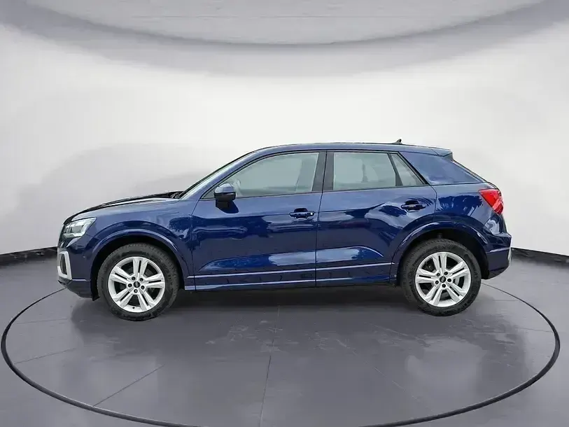 Gebraucht Audi Q2 Advanced 150 PS (110 kW) 2023 Navarrablau metallic SUV