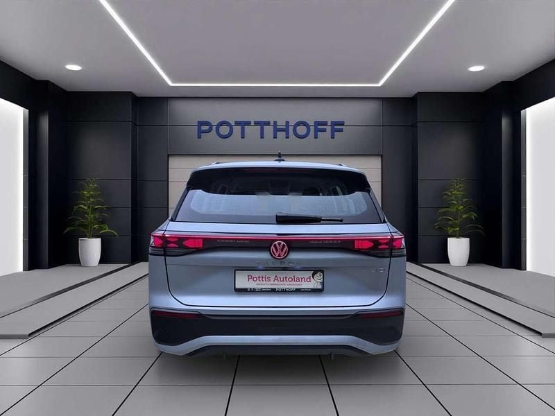 Gebraucht VW Tayron Life 150 PS (110 kW) 2025 Silber SUV