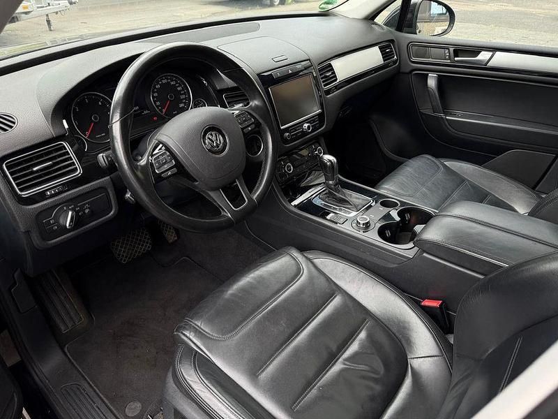 Gebraucht VW Touareg 245 PS (180 kW) 2012 Schwarz SUV