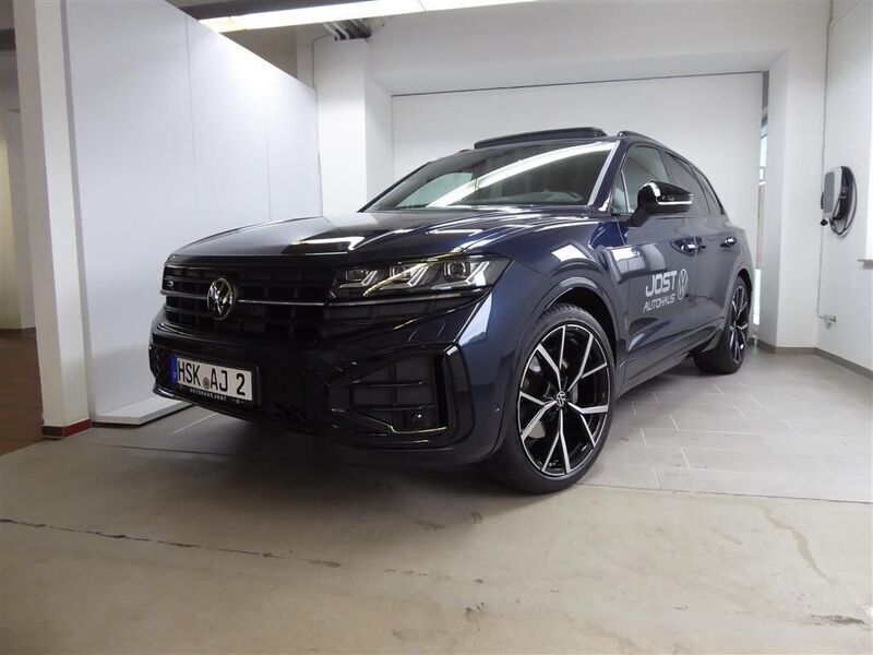 Blau Gebraucht 2024 VW Touareg R-line SUV | 79.950 € - Bild 1/4