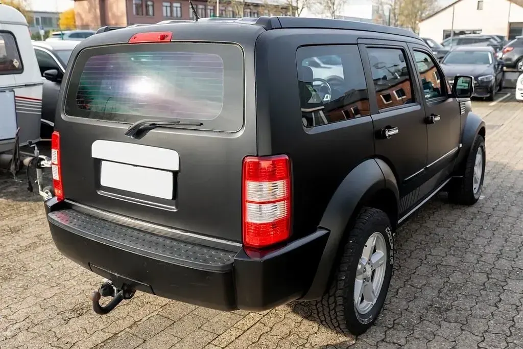 Gebraucht Dodge Nitro 177 PS (130 kW) 2008 Grau SUV
