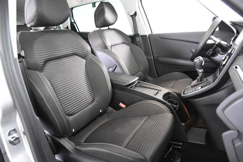 Gebraucht Renault Grand Scénic IV 140 PS (102 kW) 2021 Silber Van / Kleinbus