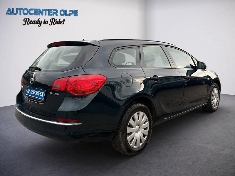 Gebraucht Opel Astra 110 PS (80 kW) 2015 Grün Kombi