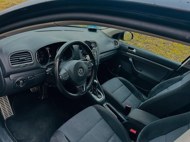 Gebraucht VW Golf VII 122 PS (89 kW) 2012 Schwarz Limousine