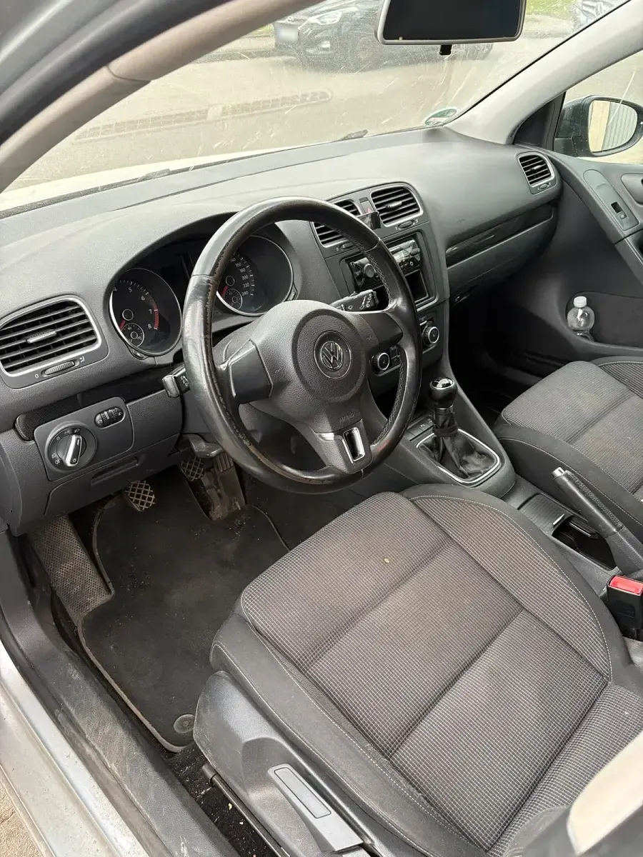 Gebraucht VW Golf VI 122 PS (89 kW) 2008 Silber Kleinwagen
