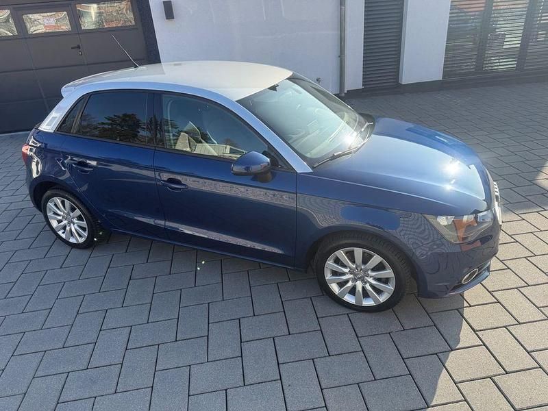 Gebraucht Audi A1 Sportback Attraction 122 PS (89 kW) 2014 Blau Kleinwagen