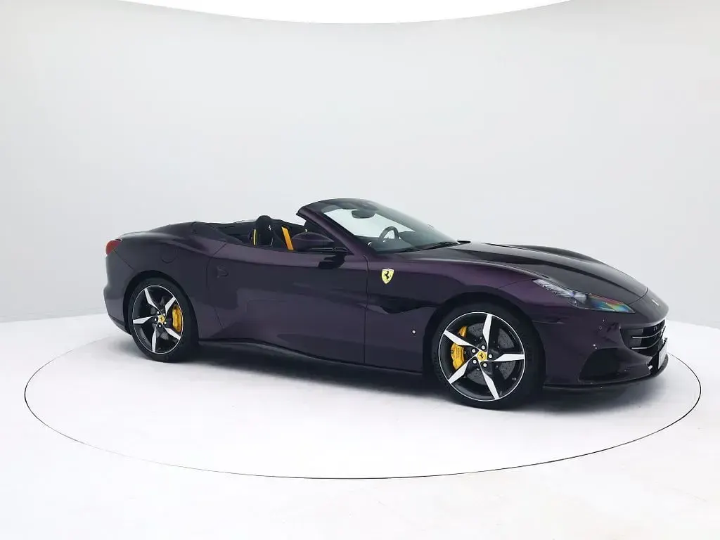 Second-hand Ferrari Portofino 620 CP (456 kW) 2023 Mov Cabrio