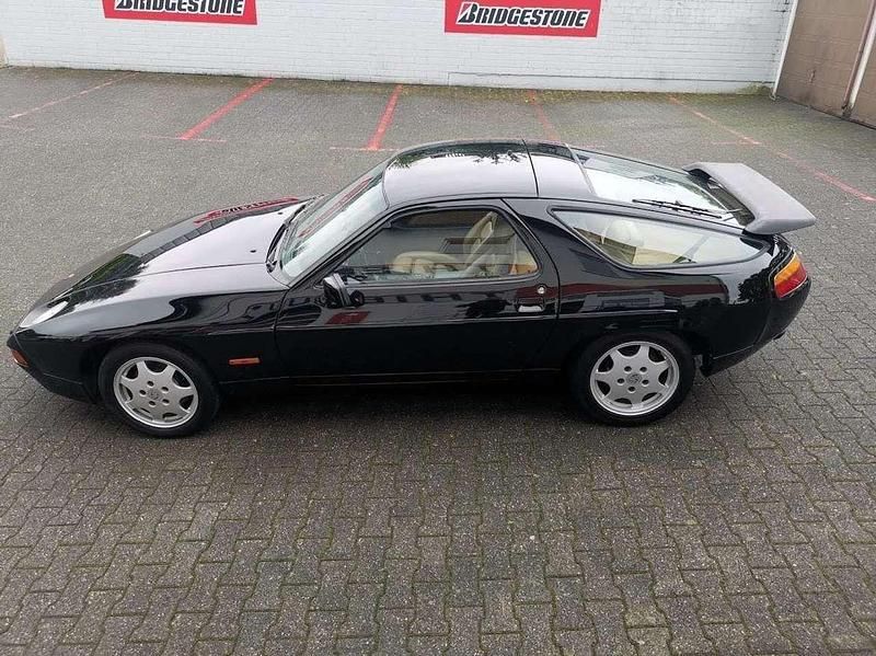 Schwarz Gebraucht 1990 Porsche 928 Coupé | 33.900 € - Bild 1/4