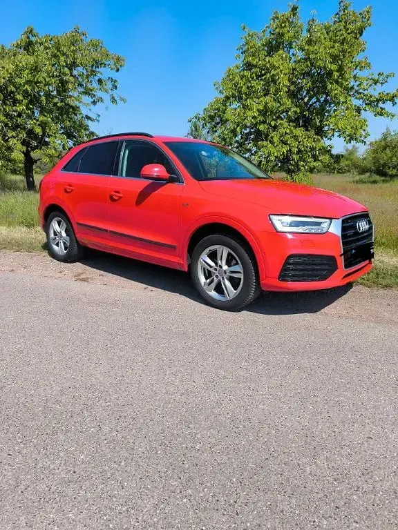 Gebraucht Audi Q3 S-Line 184 PS (135 kW) 2015 Rot SUV
