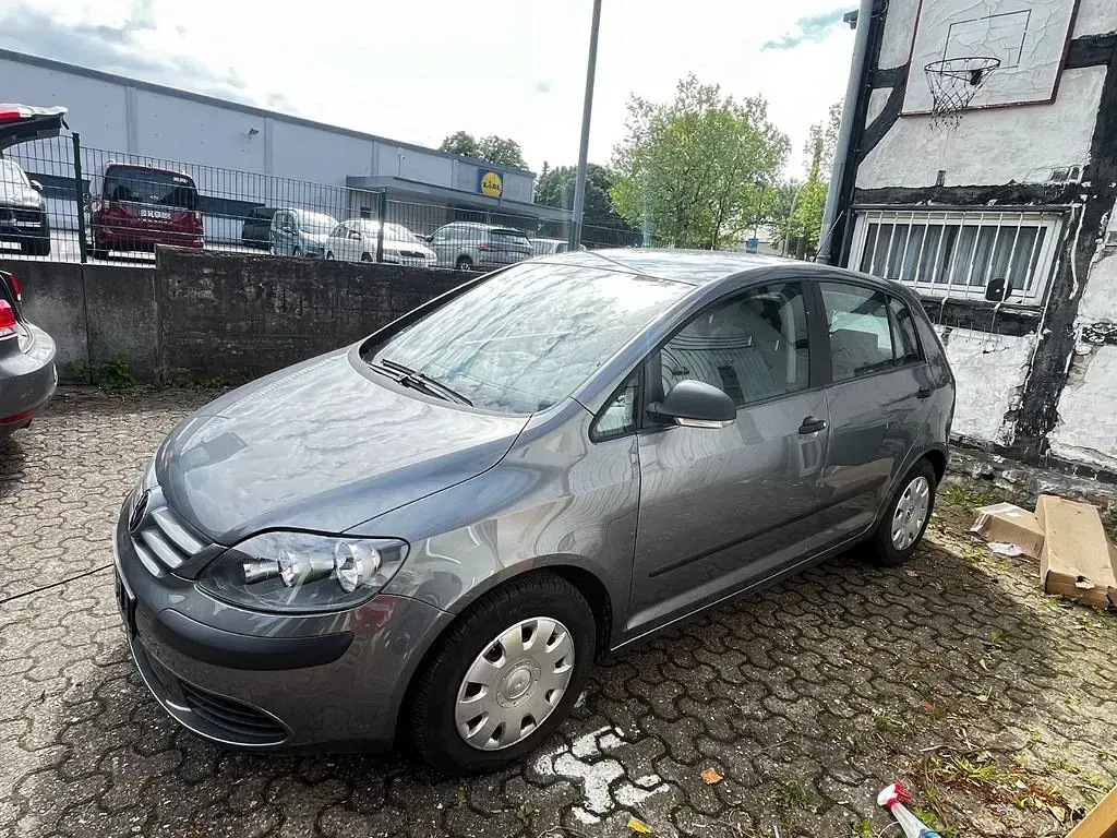 Gebraucht VW Golf Plus Cross Trendline 102 PS (75 kW) 2006 Grau Van / Kleinbus