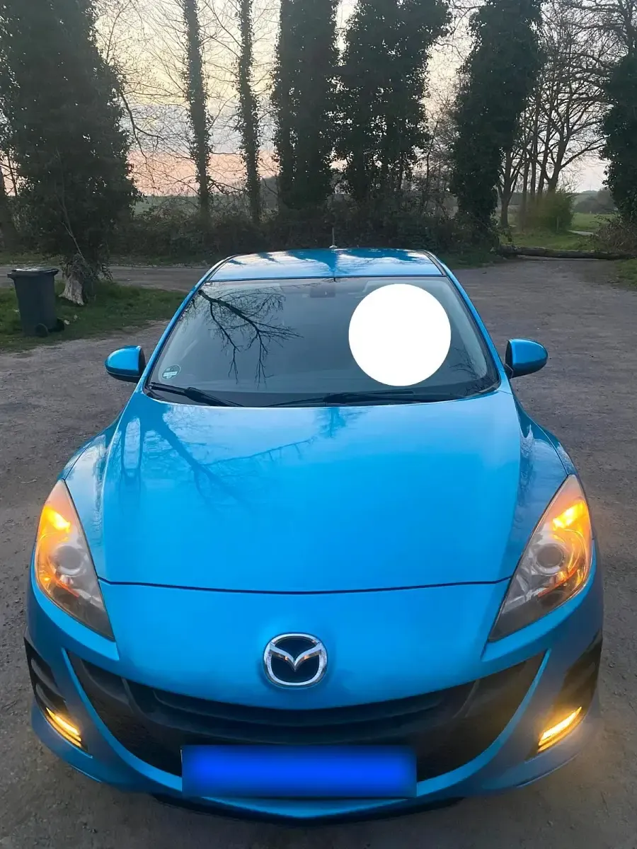 Usado Mazda 3 105 HP (77 kW) 2010 Azul Sedan