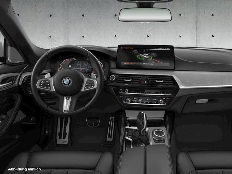 Gebraucht BMW 540 Efficient Dynamics 340 PS (250 kW) 2023 Alpinweiss iii Kombi