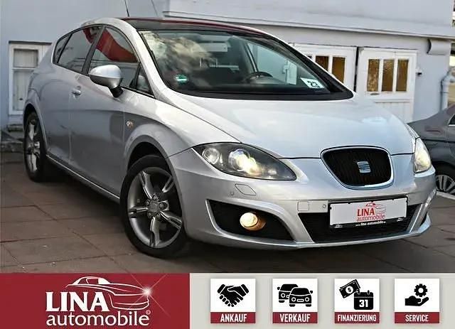 Usata Seat Leon 105 CV (77 kW) 2012 Argento Berlina