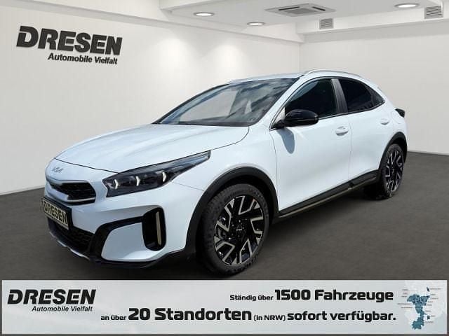 Weiss Neu 2025 Kia XCeed SUV | 29.980 € (Etwas zu teuer) - Bild 1/4